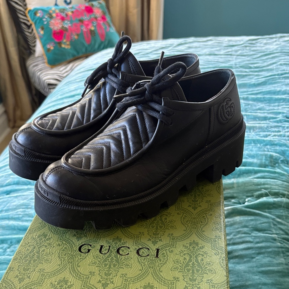 Gucci Black Quilted Men's Oxfords